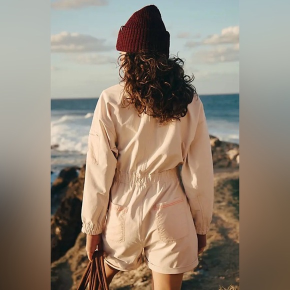 Free People Movement Mountain Blazin' Shortsie Size Large - Picture 4 of 10